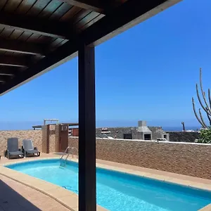 https://apartamento-la-parra.in-canary-islands.com